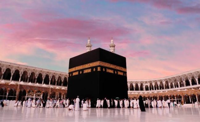 Platinium Umrah Package For Quad 15 Days